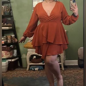 Low chess cut with a flowing bottom half